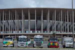 Caminhoneiros de diversas partes do país chegam a Brasília em protesto contra os preços do frete, pedágios e óleo diesel (Marcelo Camargo/Agência Brasil)